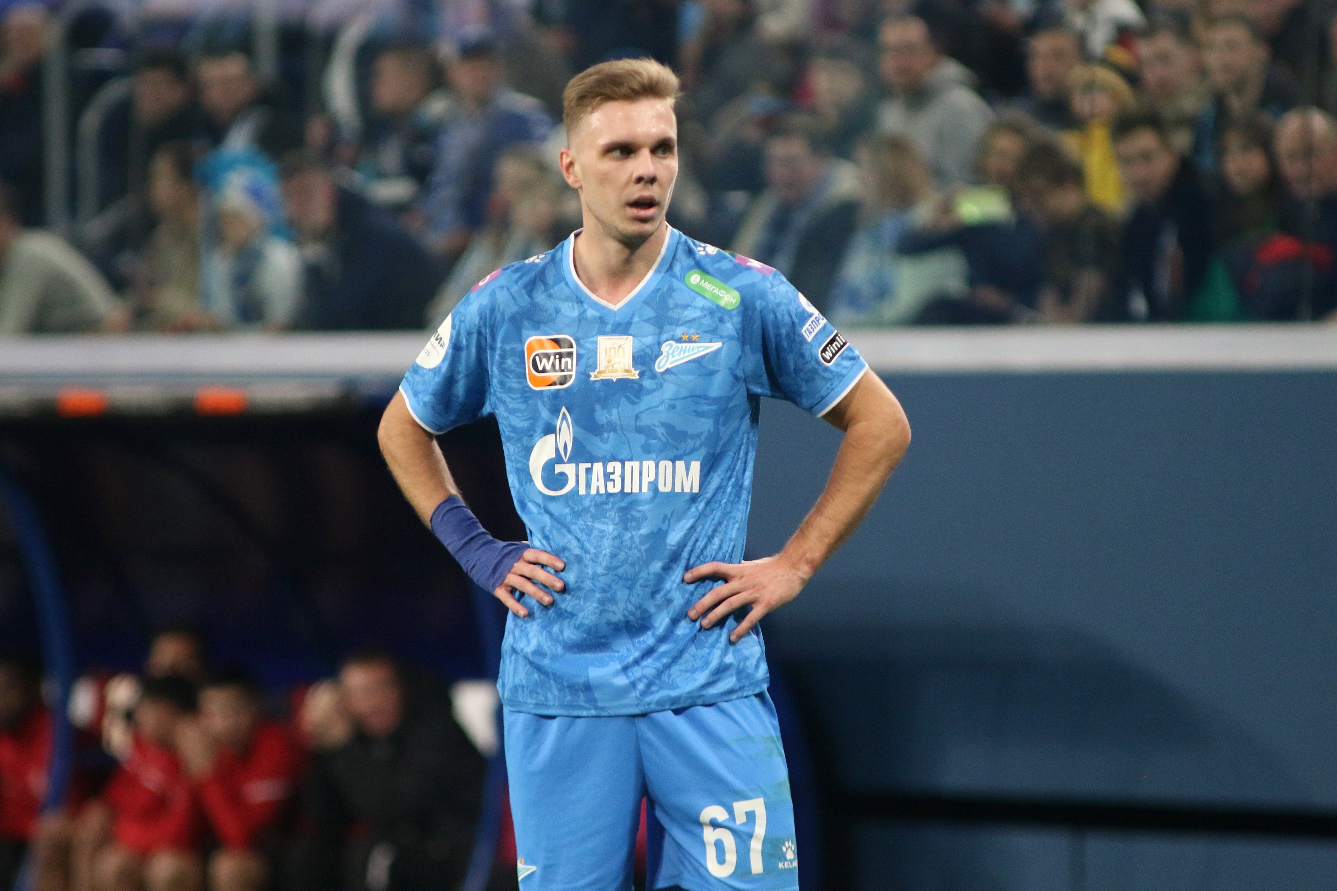 &laquo;Зенит&raquo; второй год подряд уходит на зиму вторым &mdash; развязка снова будет лютой